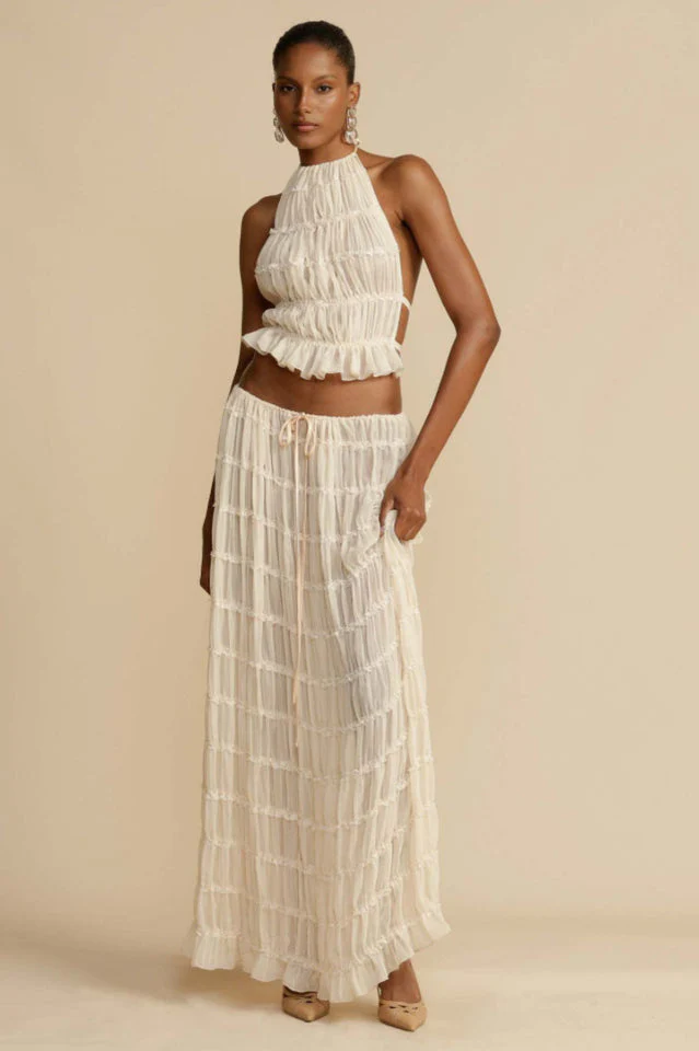 Elegant Halter Maxi Set: Chic & Versatile