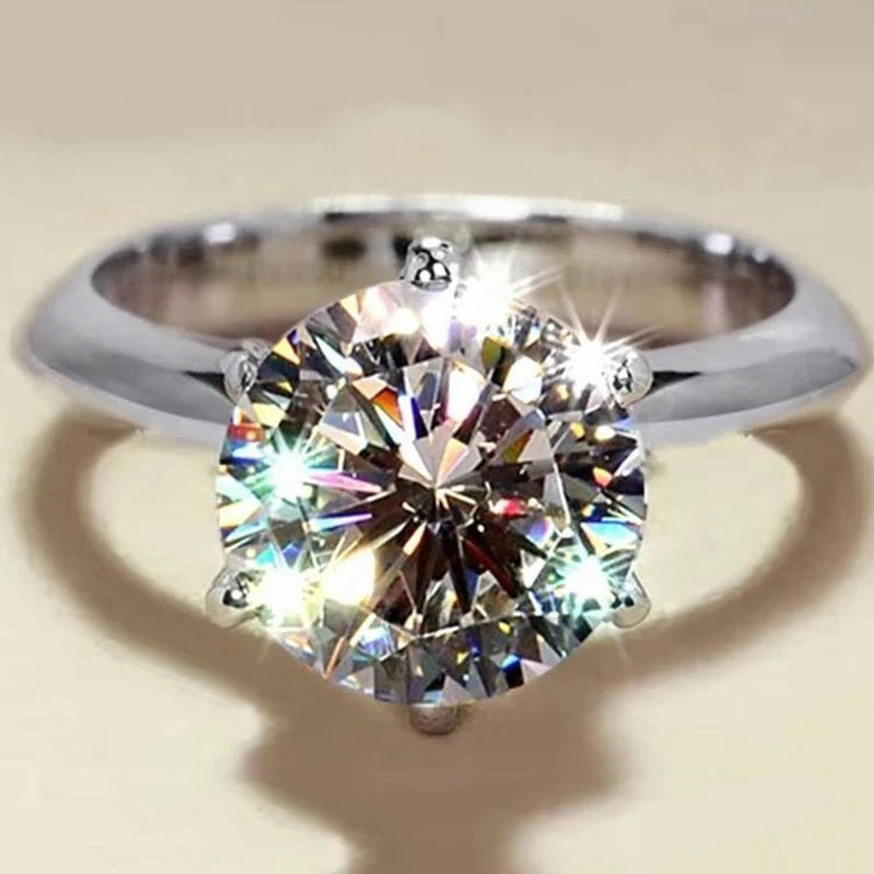 ASTORIA – GRA Moissanite Ring