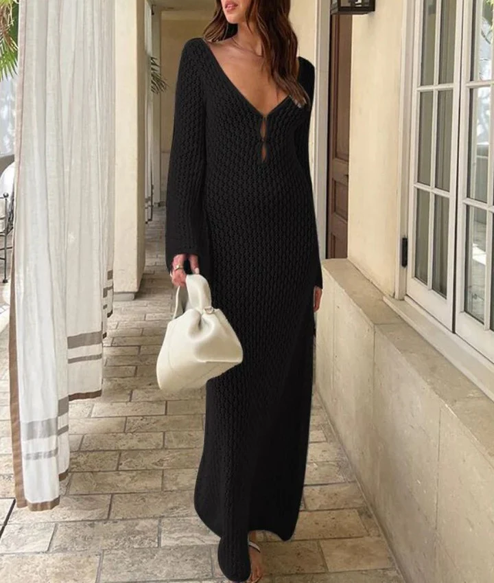 Chic Bohemian Maxi Dress with Fishtail Sleeves