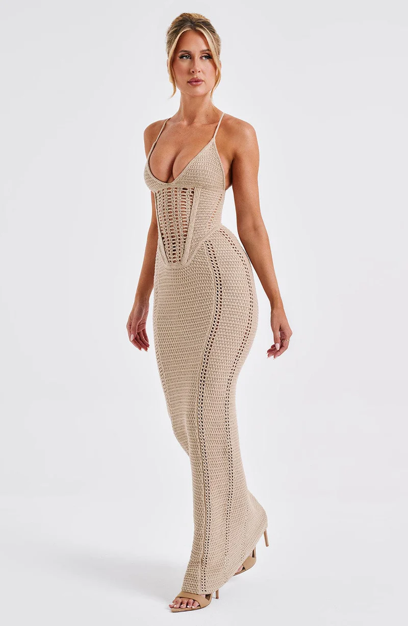 Chic Hollow Backless Knit Maxi Dress