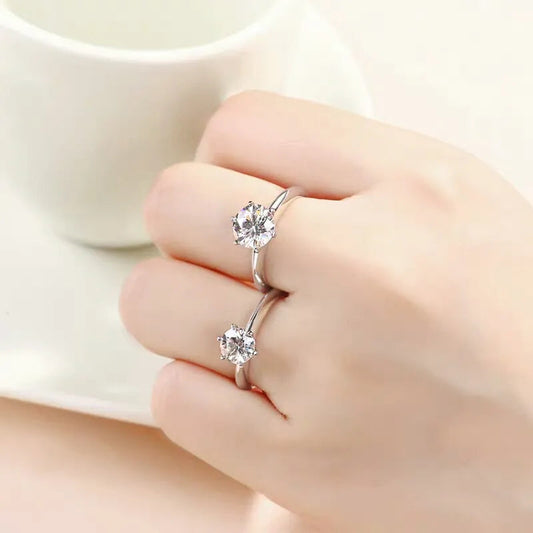 ASTORIA – GRA Moissanite Ring