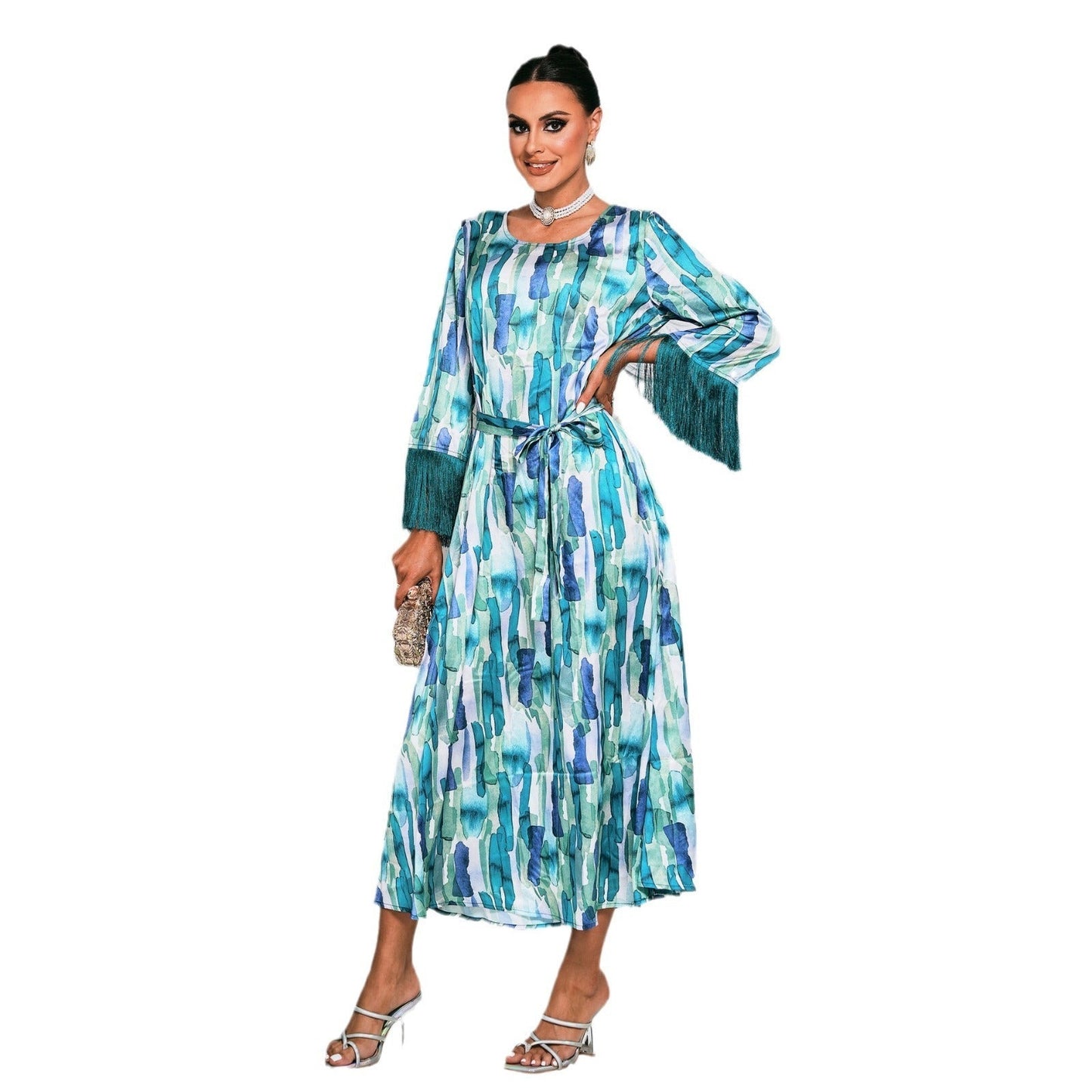 Elegant Green Maxi Dress with Flared Skirt