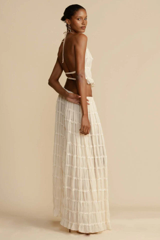 Elegant Halter Maxi Set: Chic & Versatile