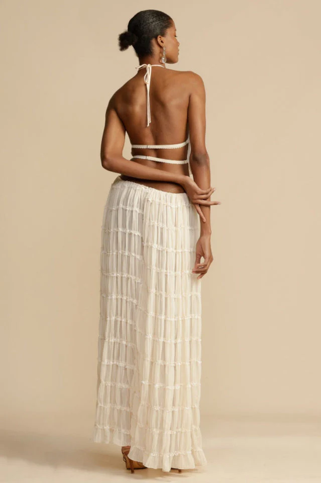 Elegant Halter Maxi Set: Chic & Versatile