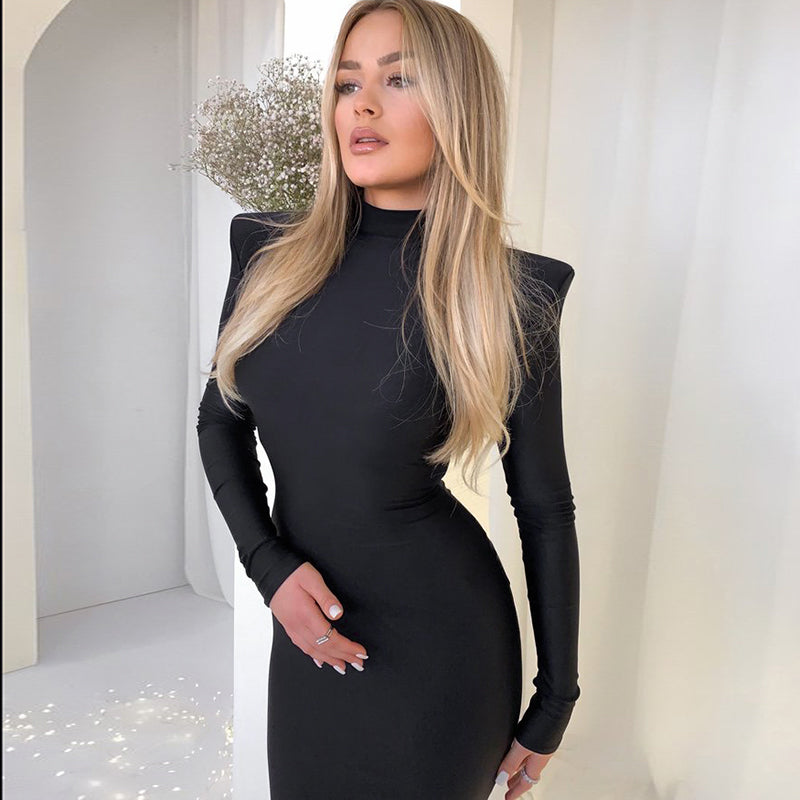 Chic Women's Maxi Dress with Shoulder Pads