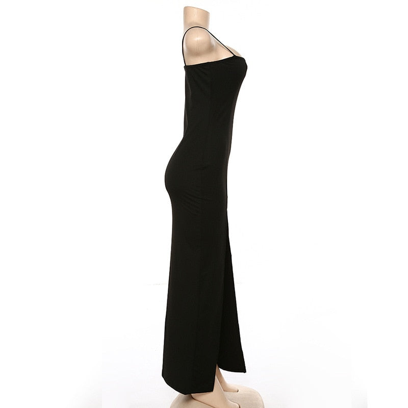 Chic Maxi Dress with Slits - Versatile Style