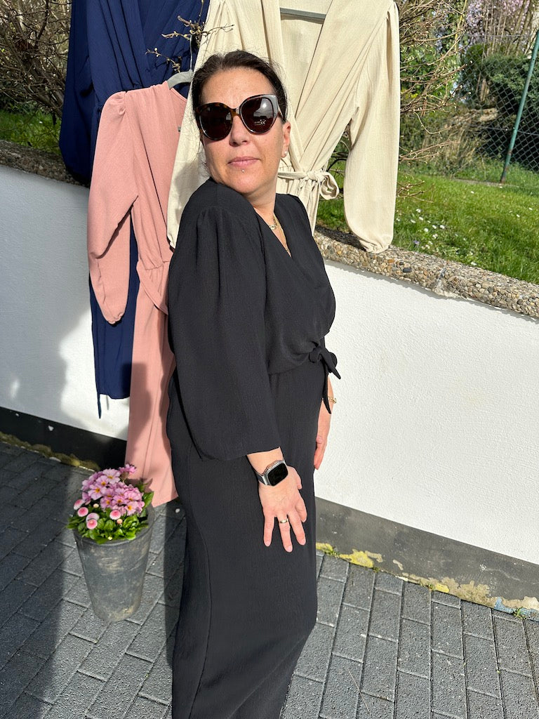 Elegant Long Dress with Tailored Belt