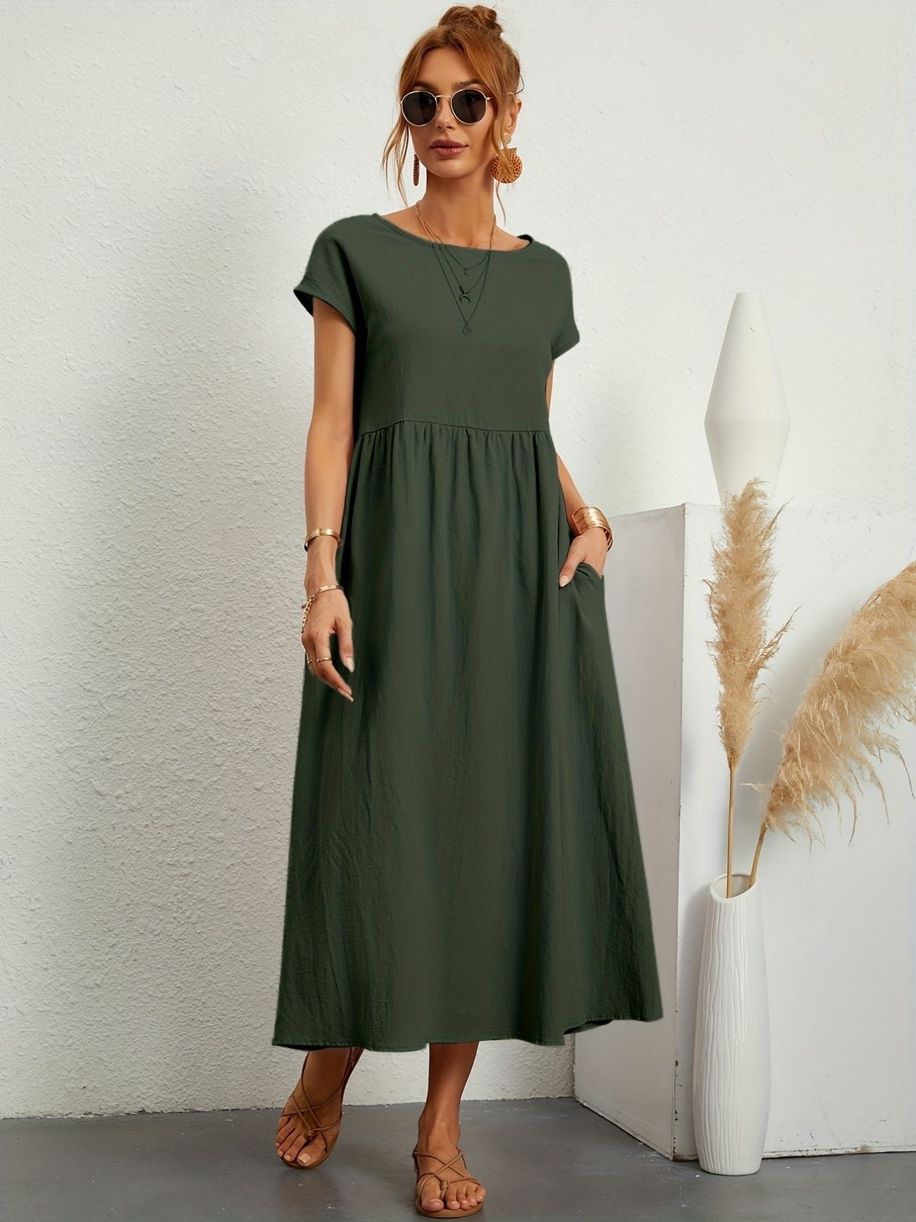 Chic Spring Camille Round Neck Dress