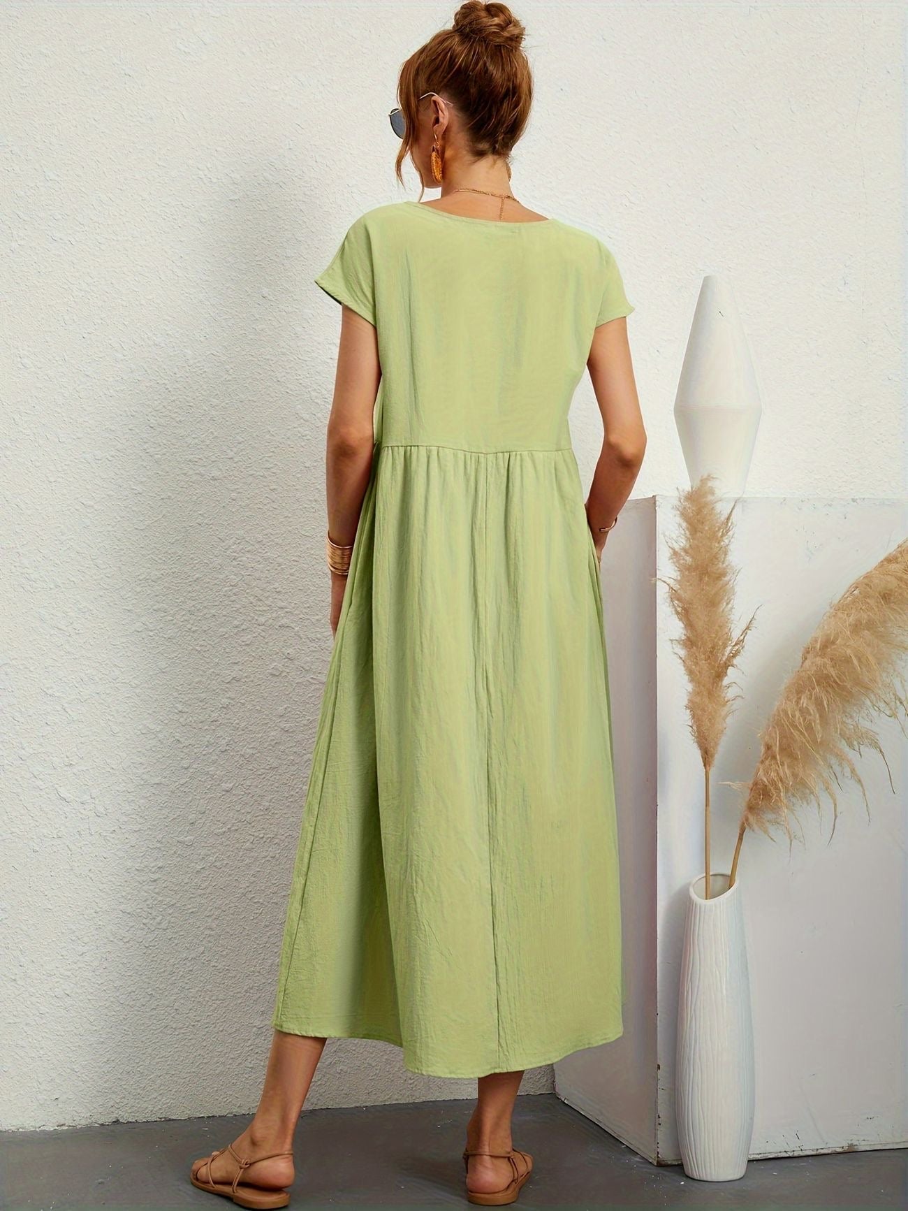 Chic Spring Camille Round Neck Dress