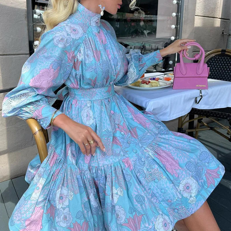 Chic Floral Tiered Dress with Puff Sleeves