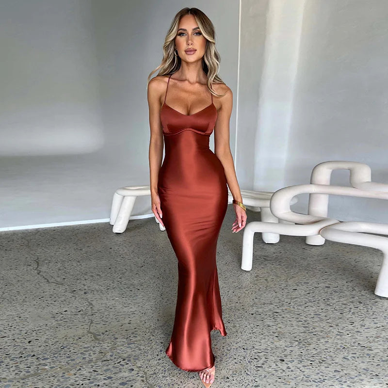 Chic Side Slit Maxi Dress - Effortless Elegance