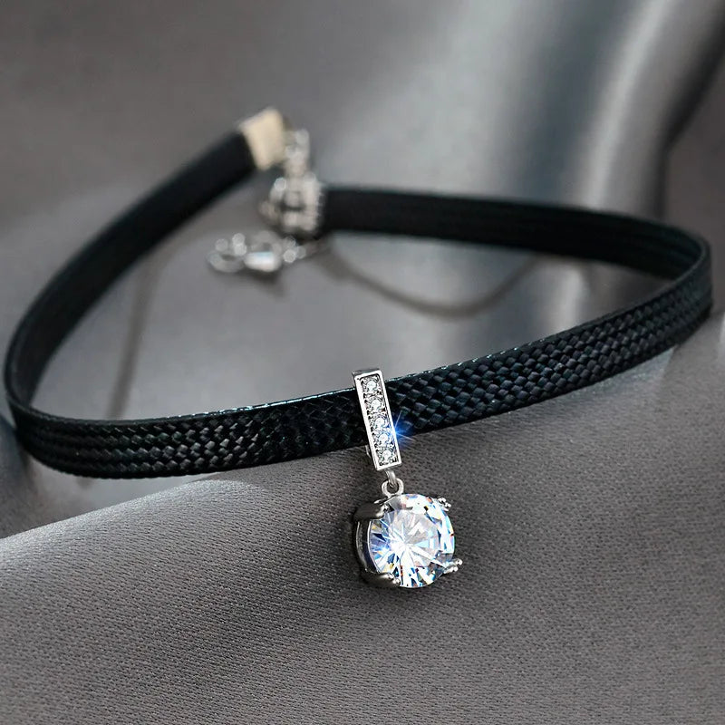 ALLURE – Geometric Crystal Choker Necklace