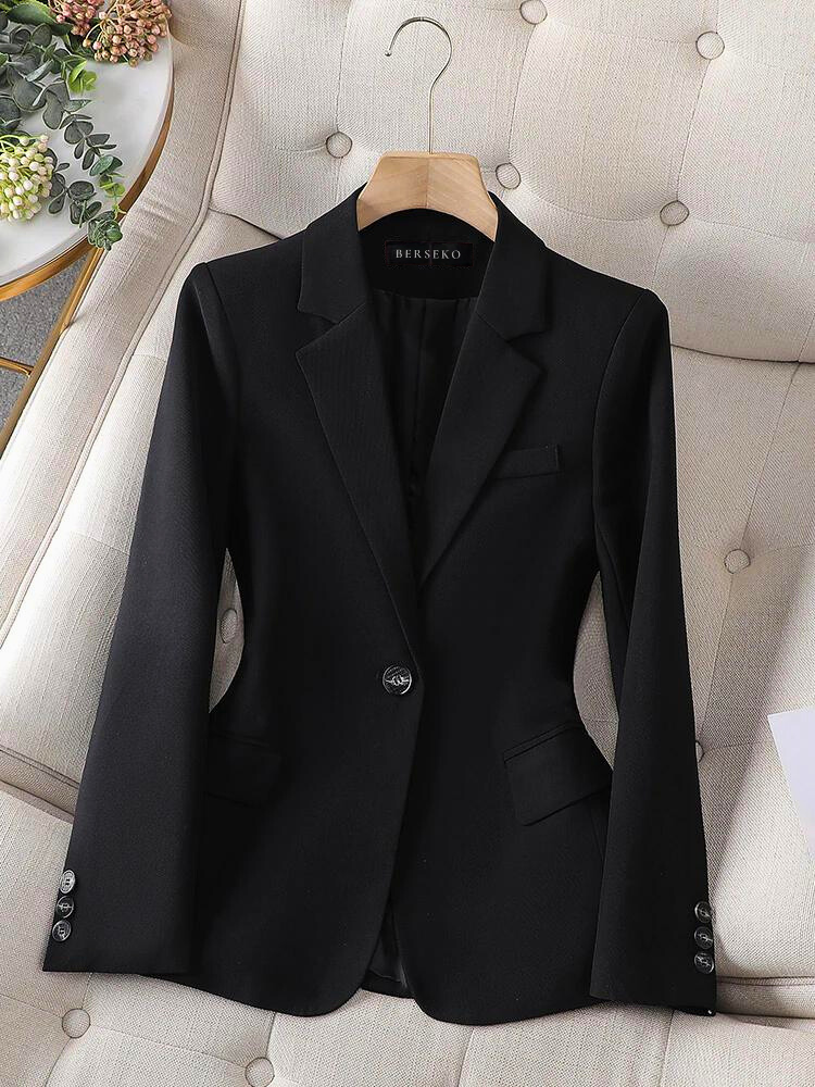 Tailored Women's Single-Breasted Blazer