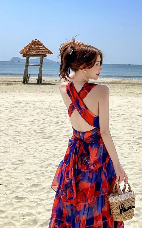 Elegant Long Lyric Dress: Comfort & Style