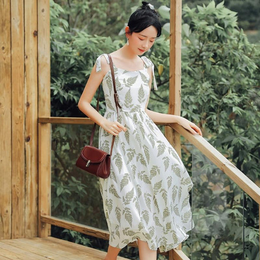 Charming Leaf-Patterned Summer Maxi Dress