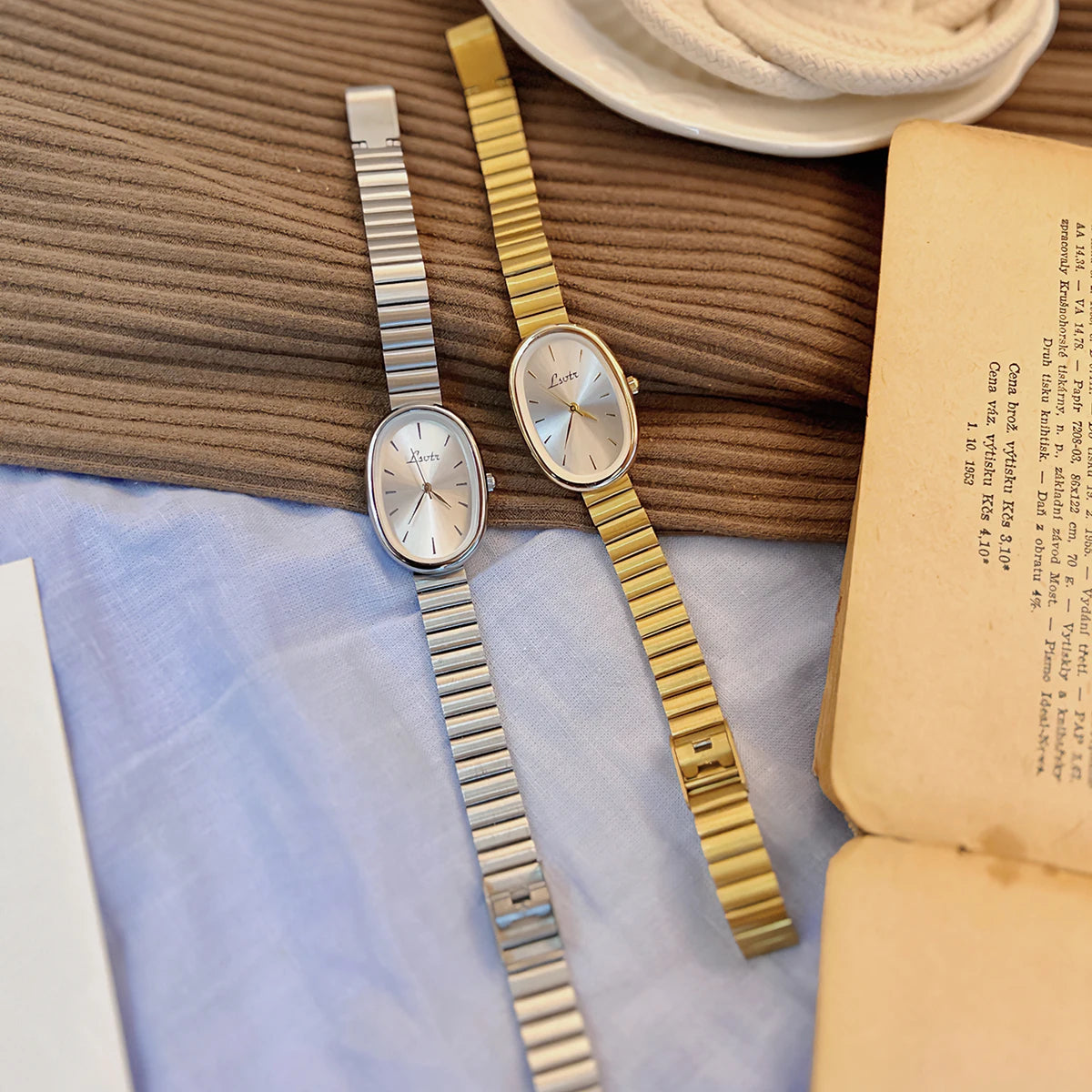 Vintage Gold Watch with Classic Bracelet