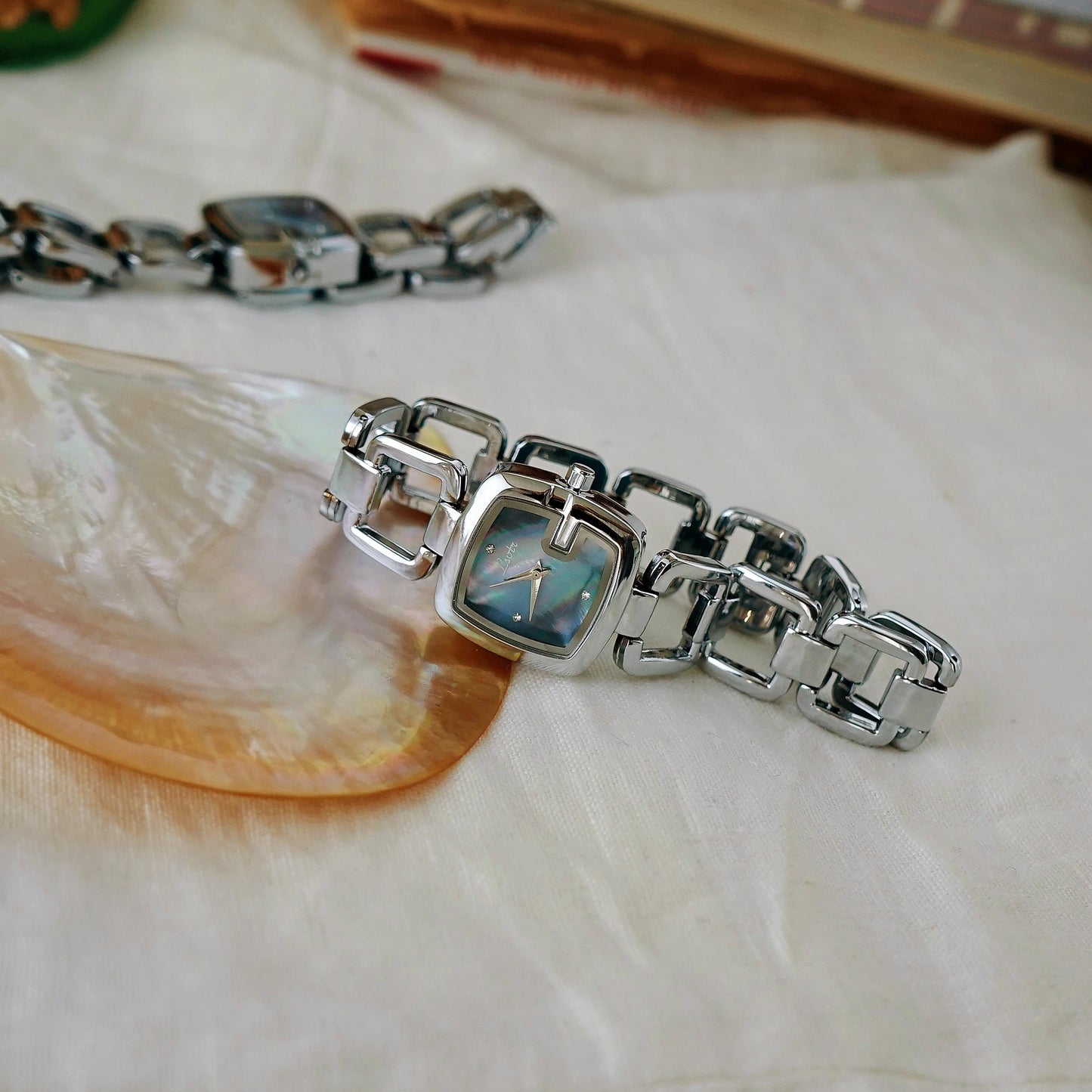 SERENA - Modern Stainless Steel Bracelet Watch for Women