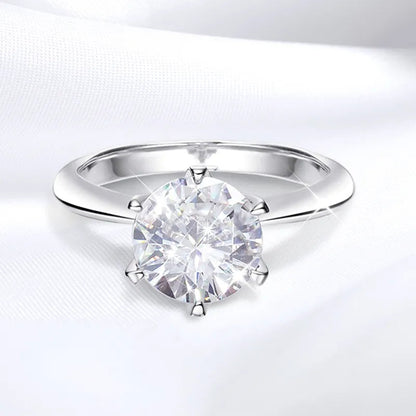 ASTORIA – GRA Moissanite Ring