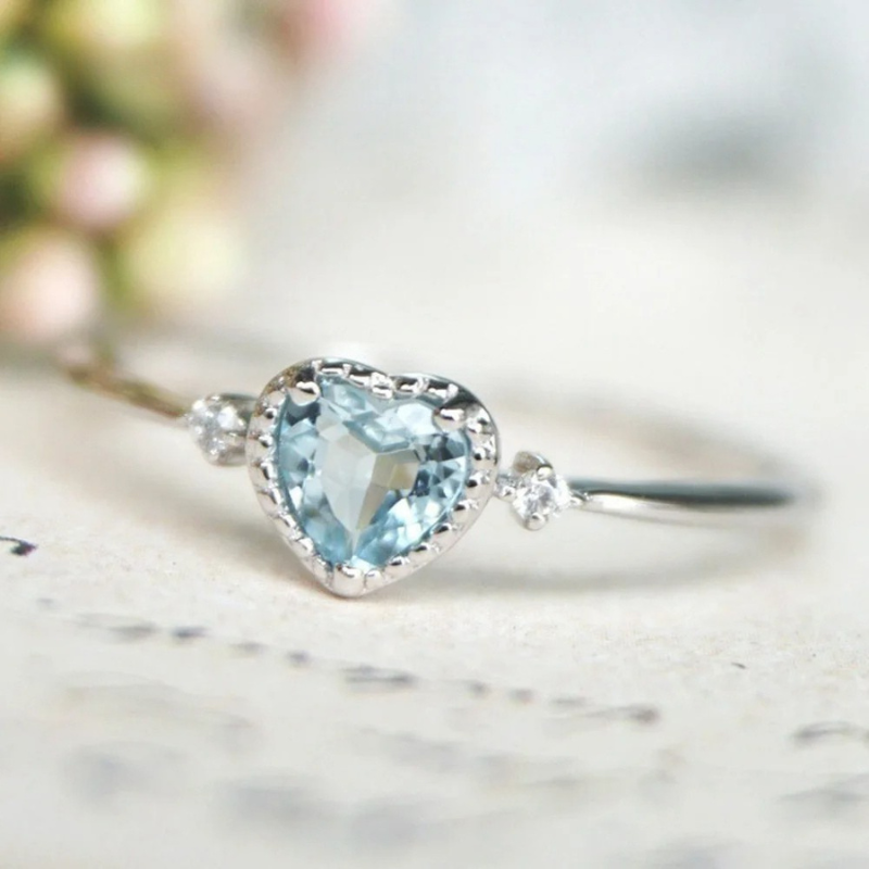 Ocean Glow Cubic Zircon Heart Ring