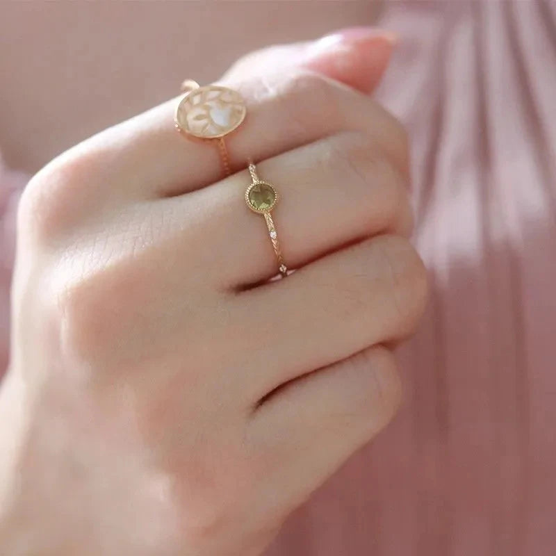 VERDANT GLOW – Peridot Beauty Ring