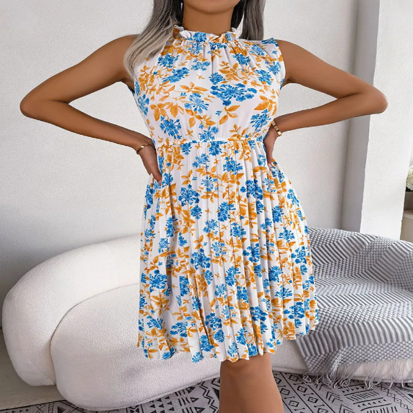 Elegant Floral Maxi Dress with Pleats