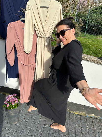 Elegant Long Dress with Tailored Belt