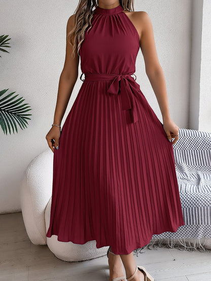 Elegant Sleeveless Maxi Dress with Stand-Up Collar