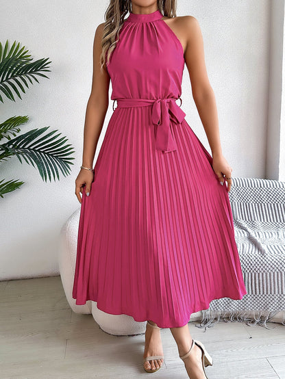 Elegant Sleeveless Maxi Dress with Stand-Up Collar