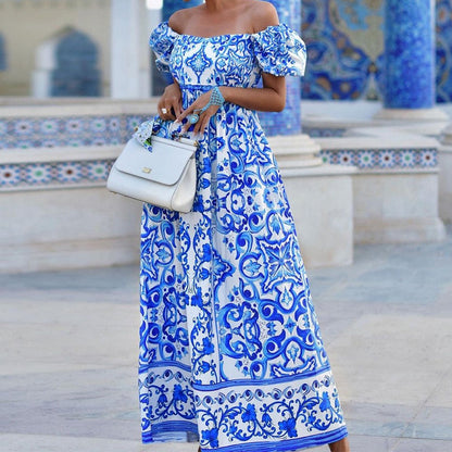 Chic Vintage-Inspired Maxi Dress
