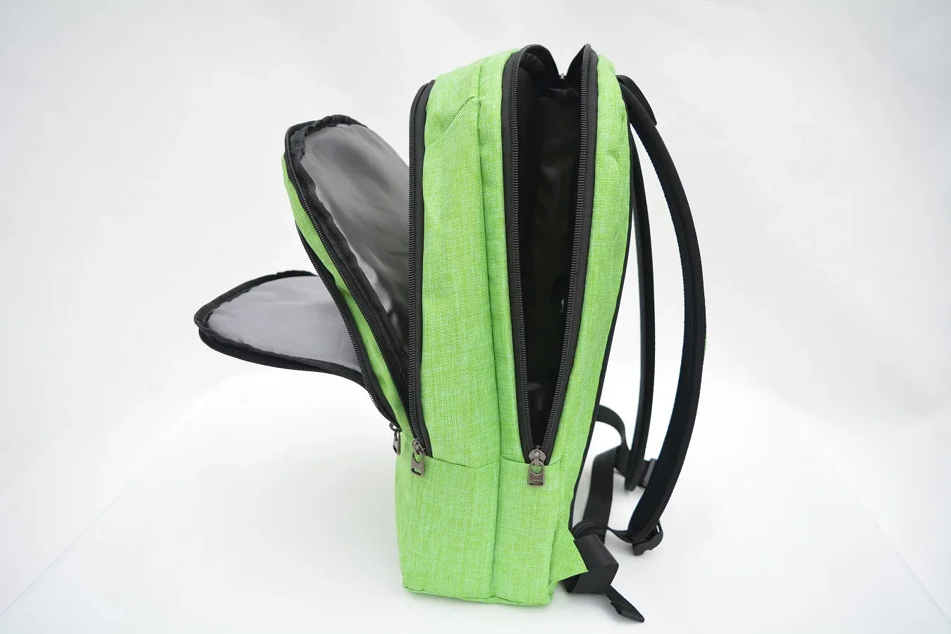 Green Pixel Block Backpack with Lightweight Design – For Everyday Use