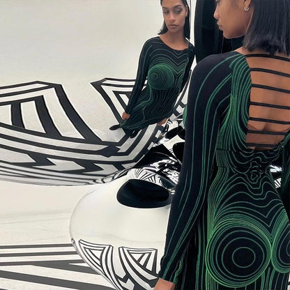 Elegant Long Green Dress with Sleeves