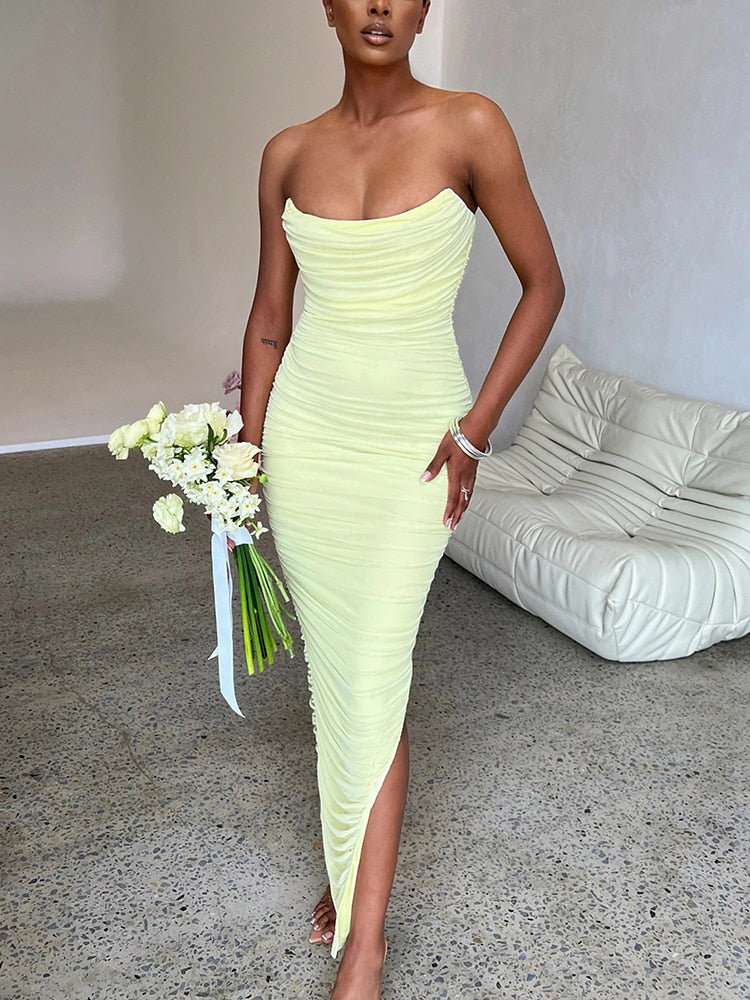Enchanting Strapless Maxi Dress with Slit