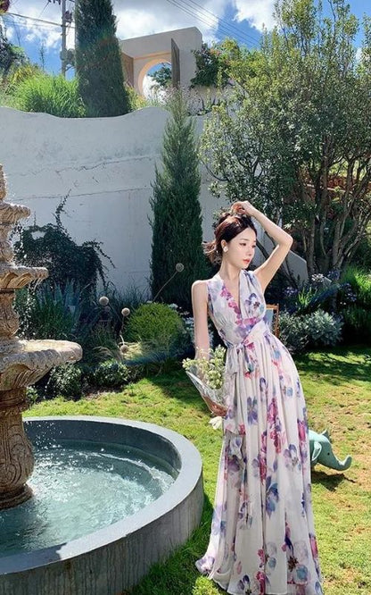 Elegant Long Lyric Dress: Comfort & Style