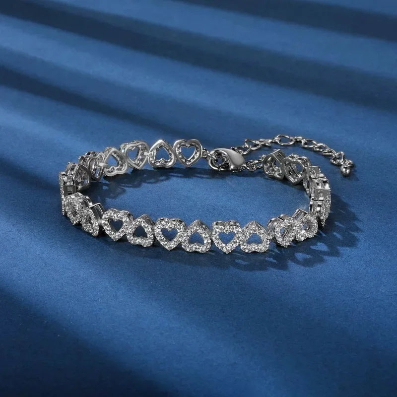 Zircon Spark Hollow Heart Bracelet