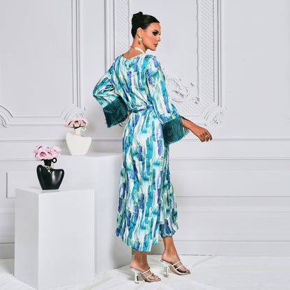 Elegant Green Maxi Dress with Flared Skirt