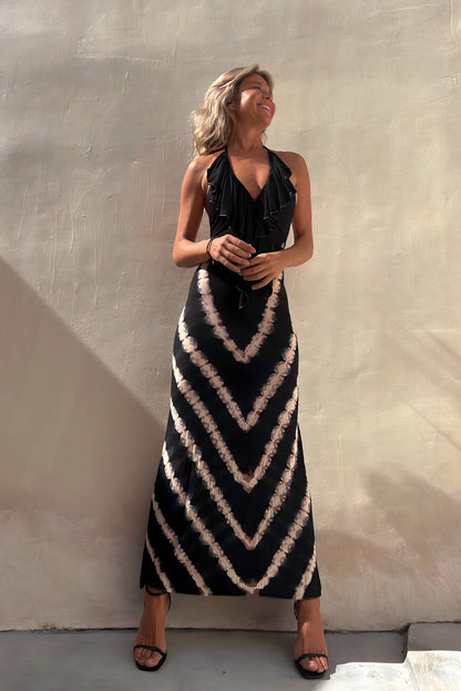 Elegant Sleeveless V-Neck Maxi Dress