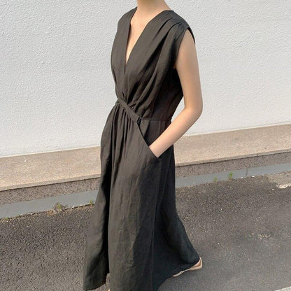 Chic Wrap Maxi Dress with Pockets