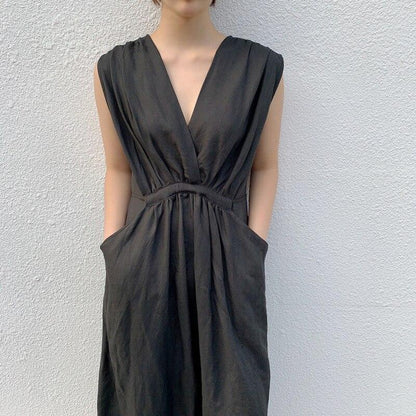 Chic Wrap Maxi Dress with Pockets