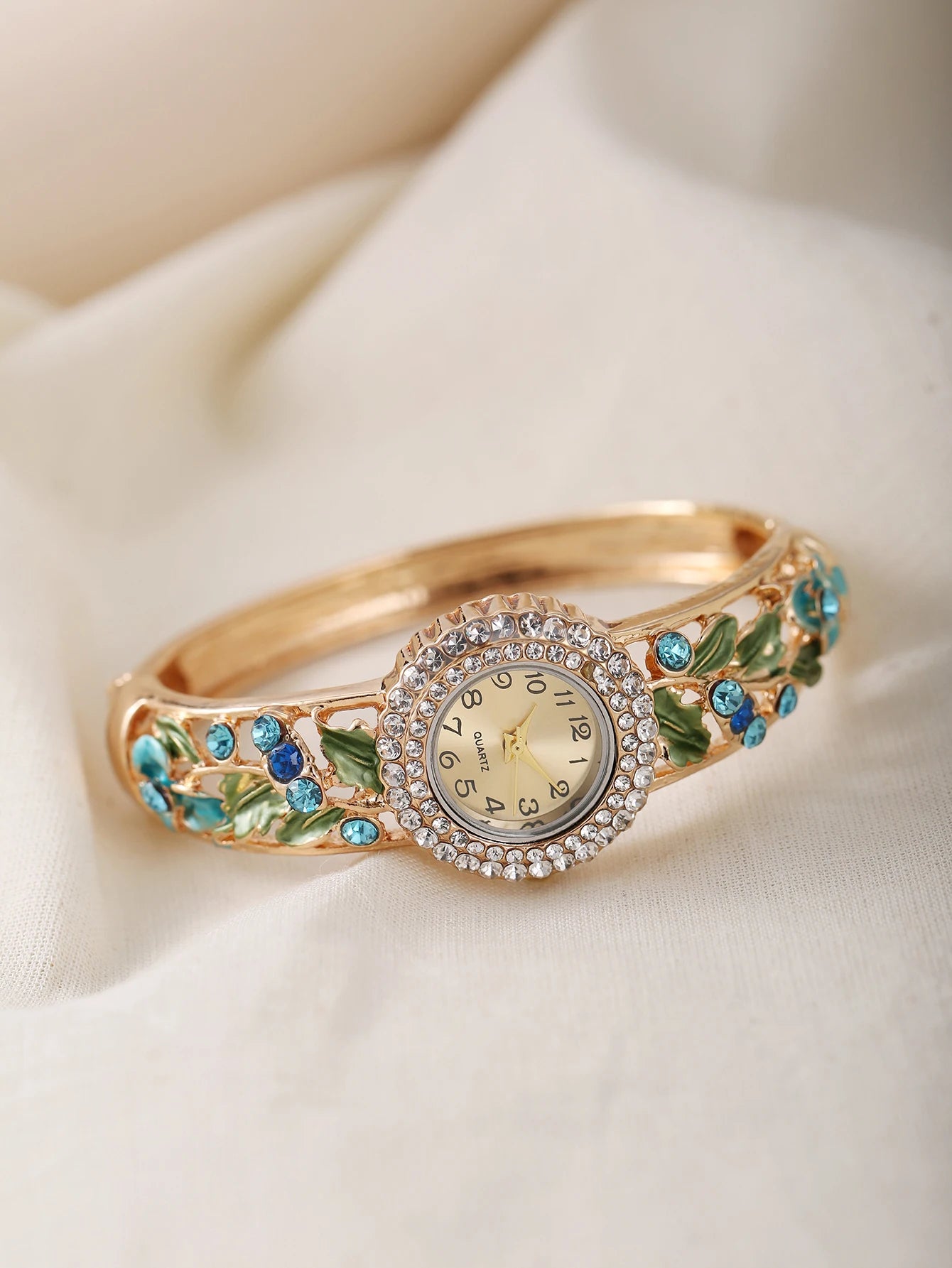 Garden Bloom Quartz Bracelet Watch