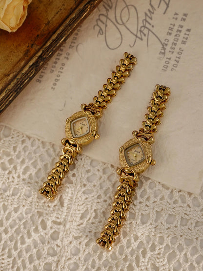 ISABELLA - Vintage Gold Bracelet Watch