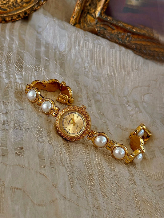 ELEANOR - Gold & Pearl Bracelet Vintage Watch